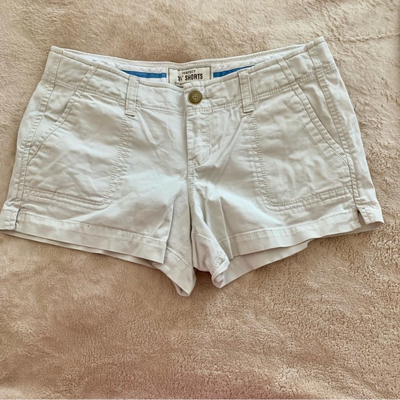 Old Navy brownish/green and cream Cargo Shorts - Picture 4 of 5